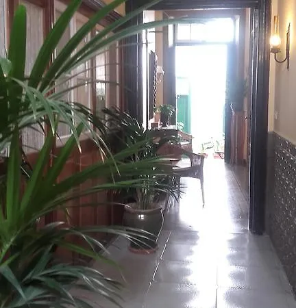 La Plaza A